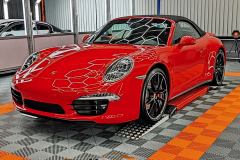 Porsche Carrera Red