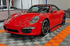 Porsche Carrera Red