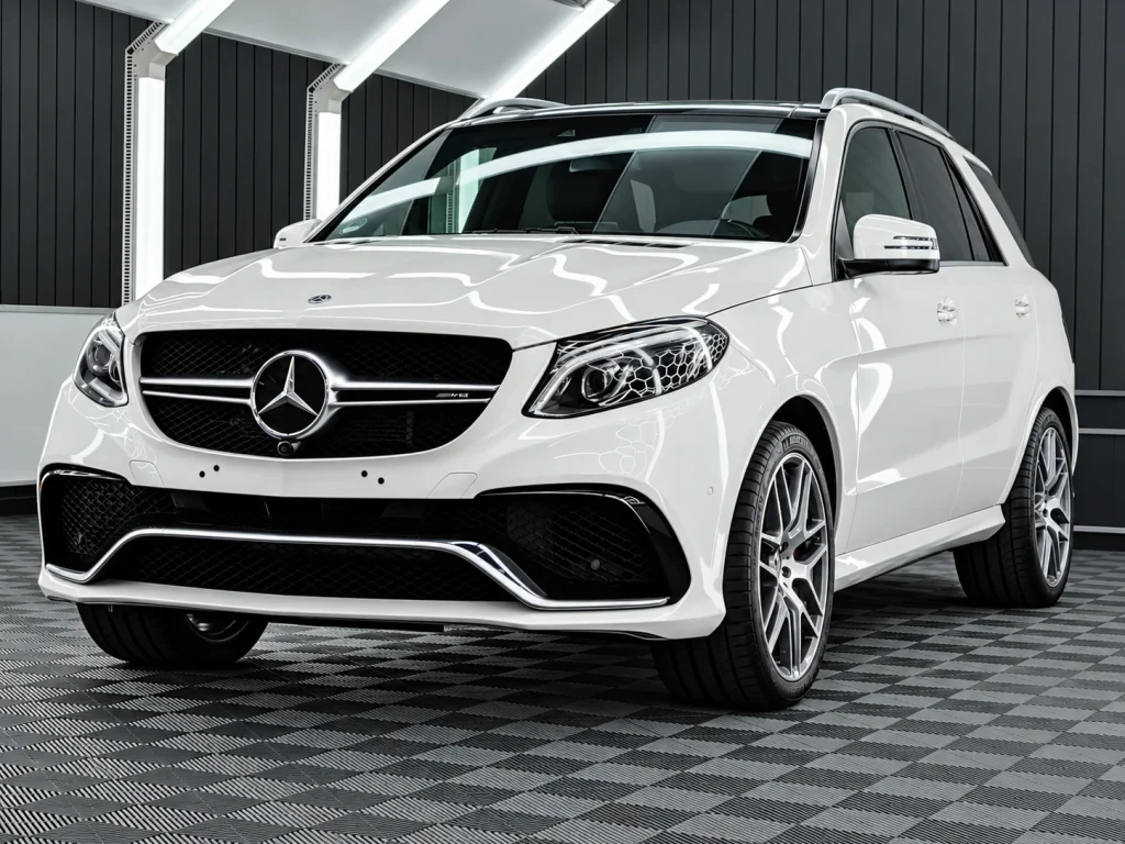 Mercedes-AMG GLE 63: Frontperspektive in der Werkstatt von Car and Valet in Neumarkt.